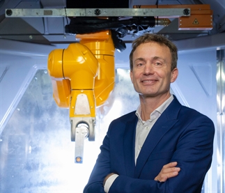 SAMEN WERKEN AAN EEN VEILIGE TOEKOMST